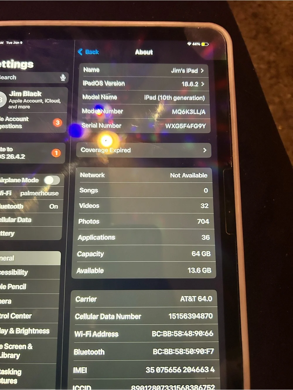 iPad 10th generation comes w case, keyboard ,Apple Pencil and screen protector